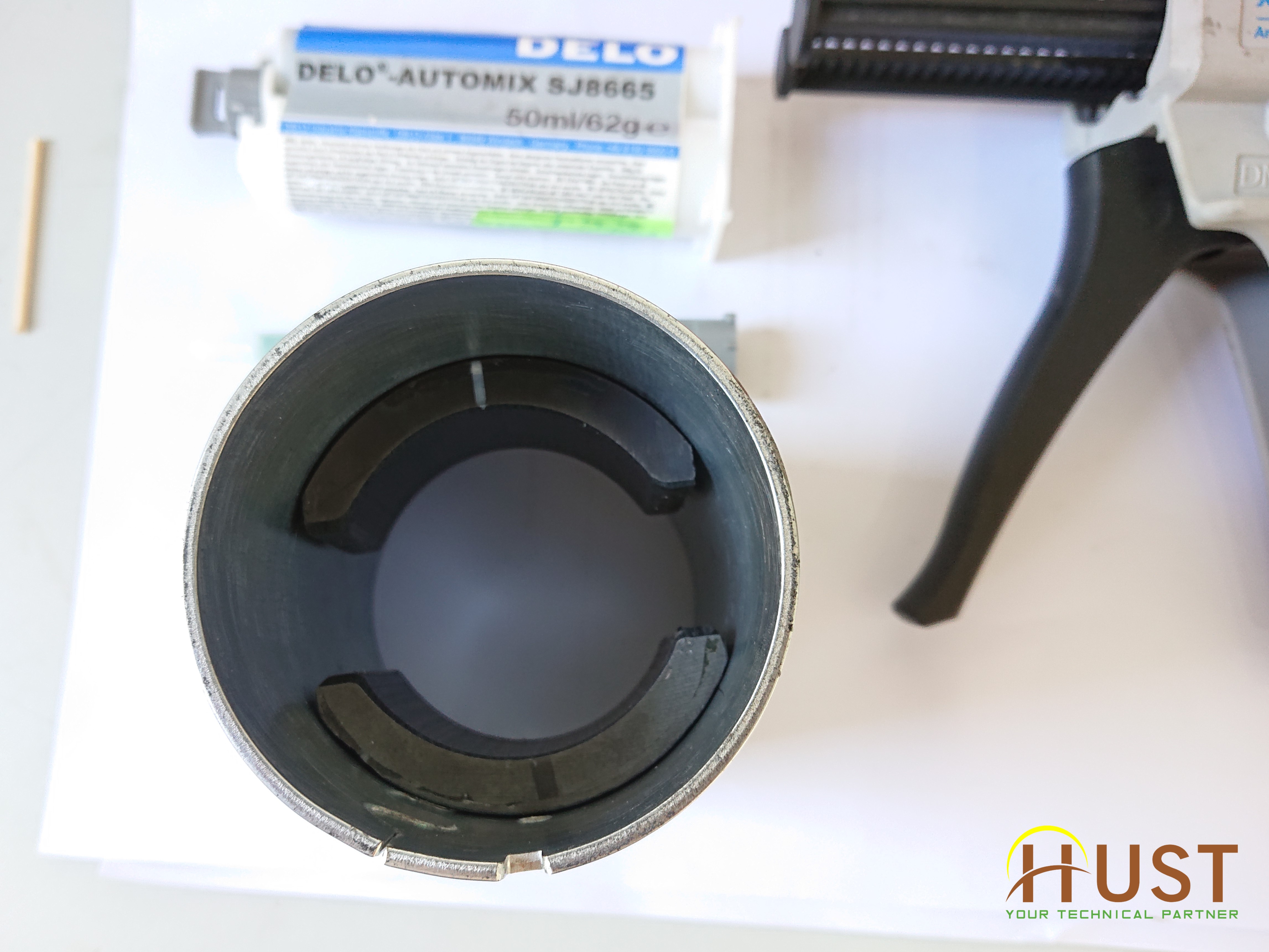 Choosing the right adhesive for the in Emotor